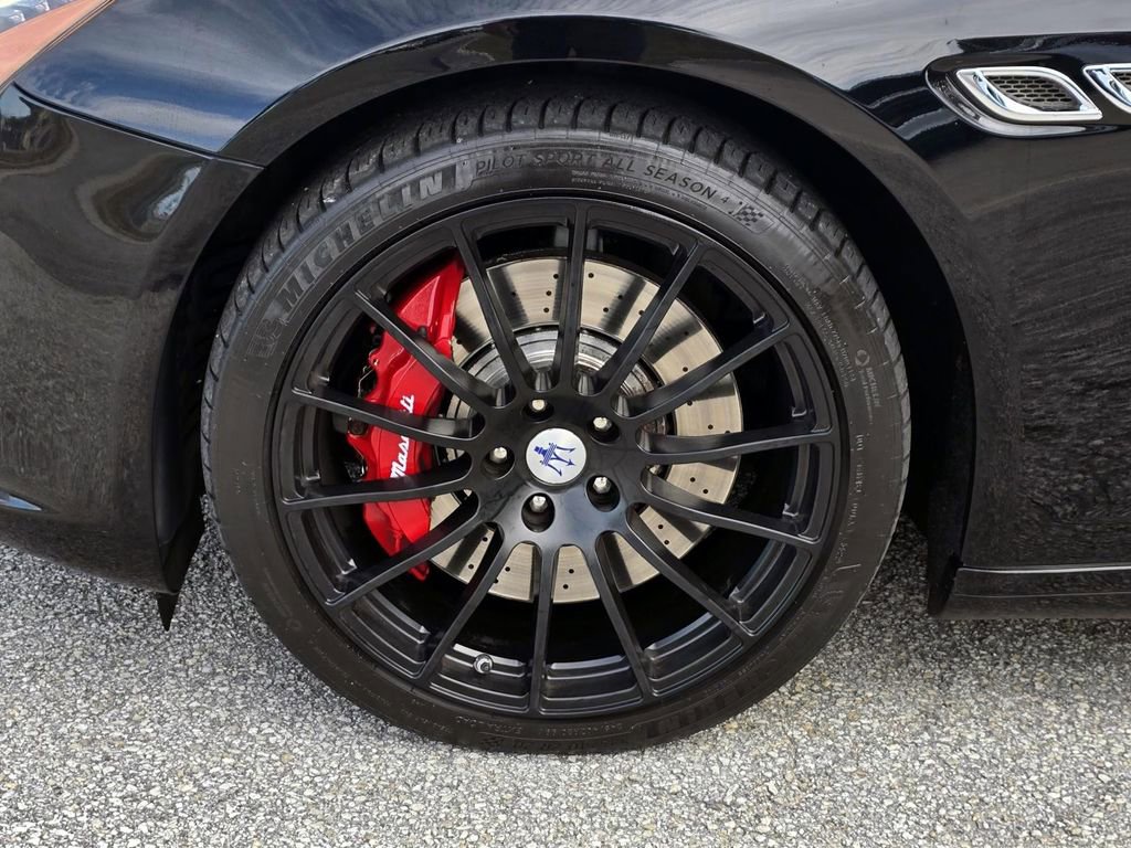 Used 2017 Maserati Quattroporte GTS GranSport image 9