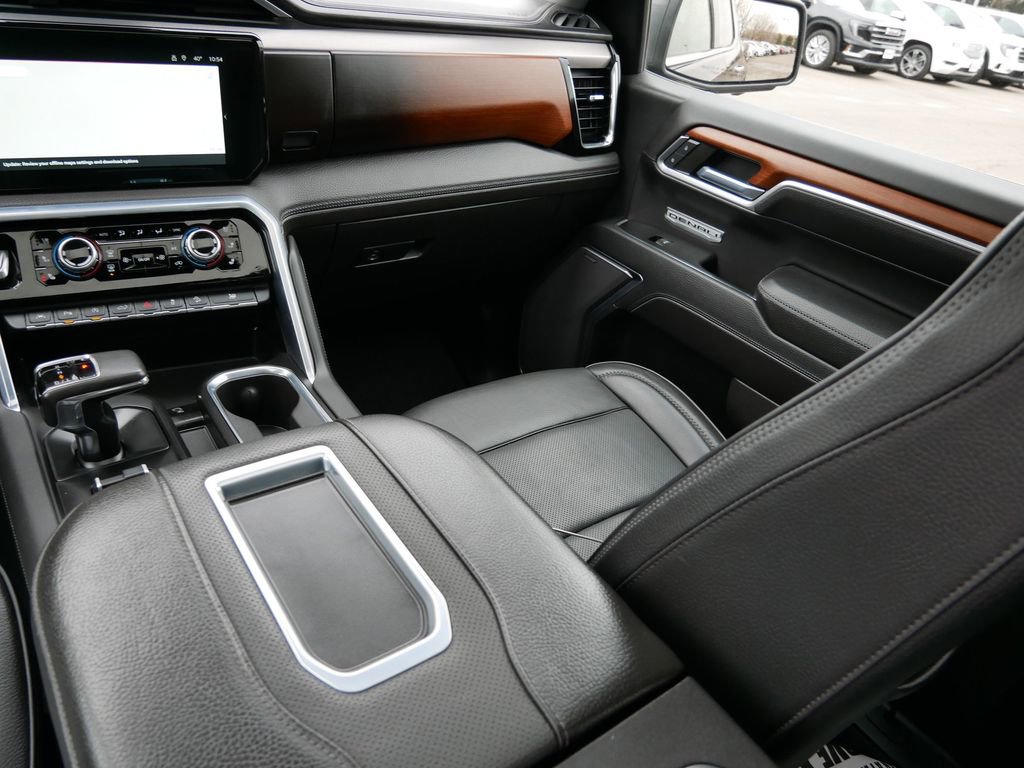 Used 2022 GMC Sierra 1500 Denali w/ Denali Reserve Package image 15