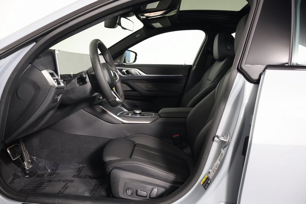 New 2026 BMW i4 eDrive40 w/ M Sport Package RWD image 5