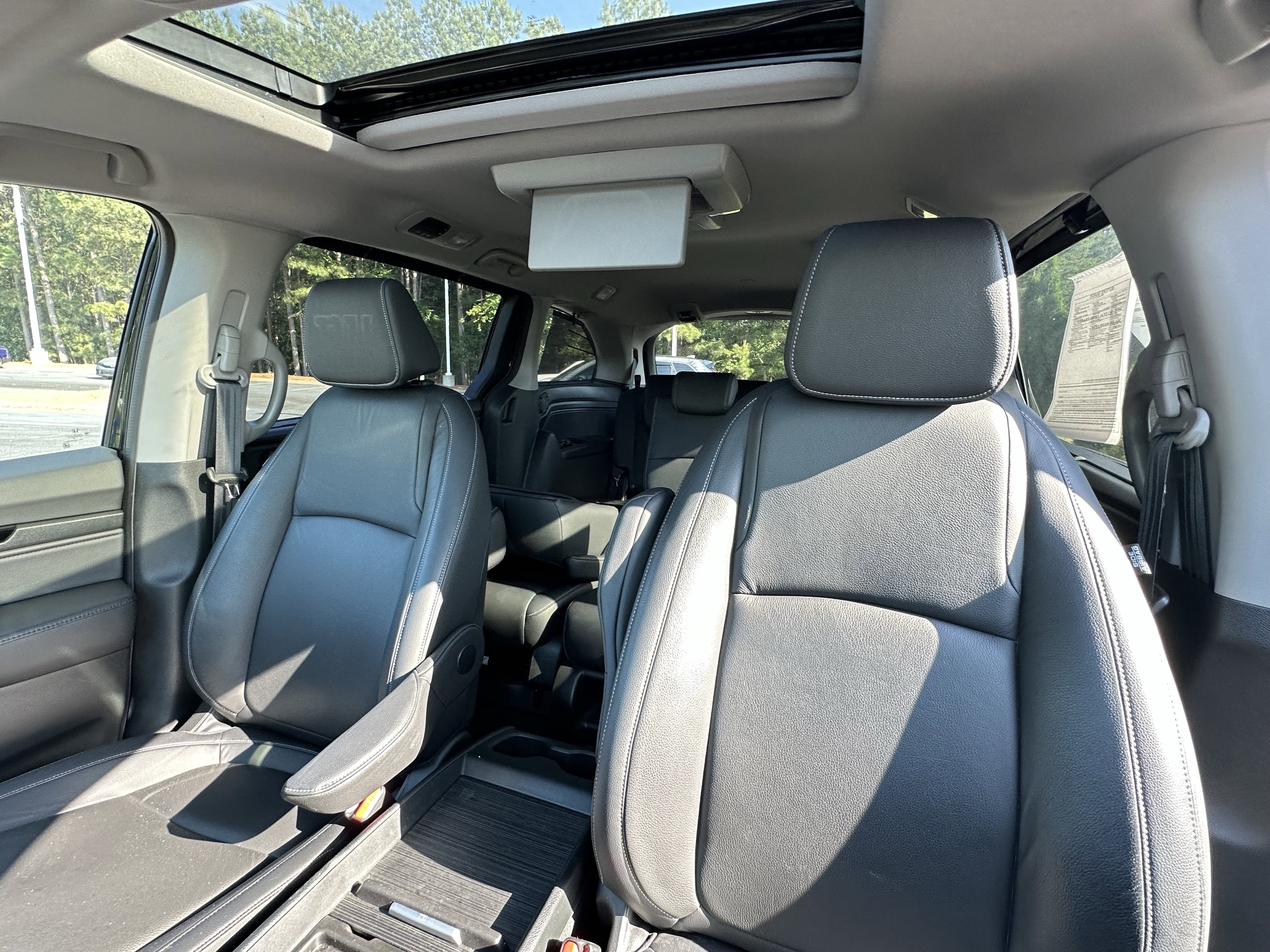 Used 2023 Honda Odyssey Touring image 8