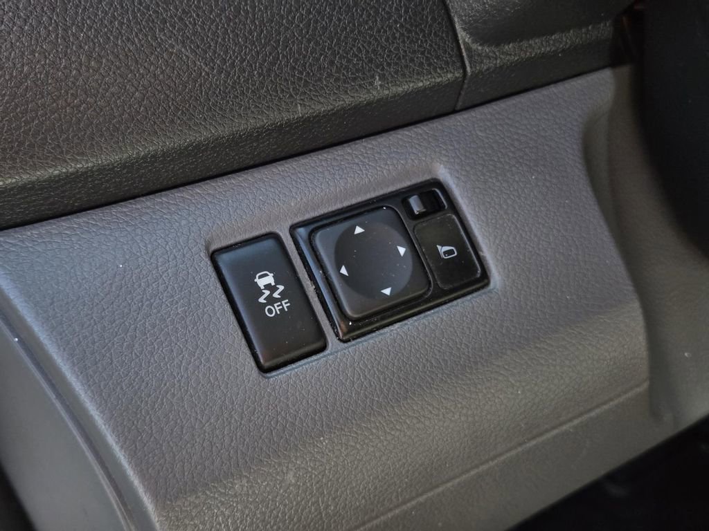 Used 2019 Nissan NV200 SV w/ Navigation Package image 19