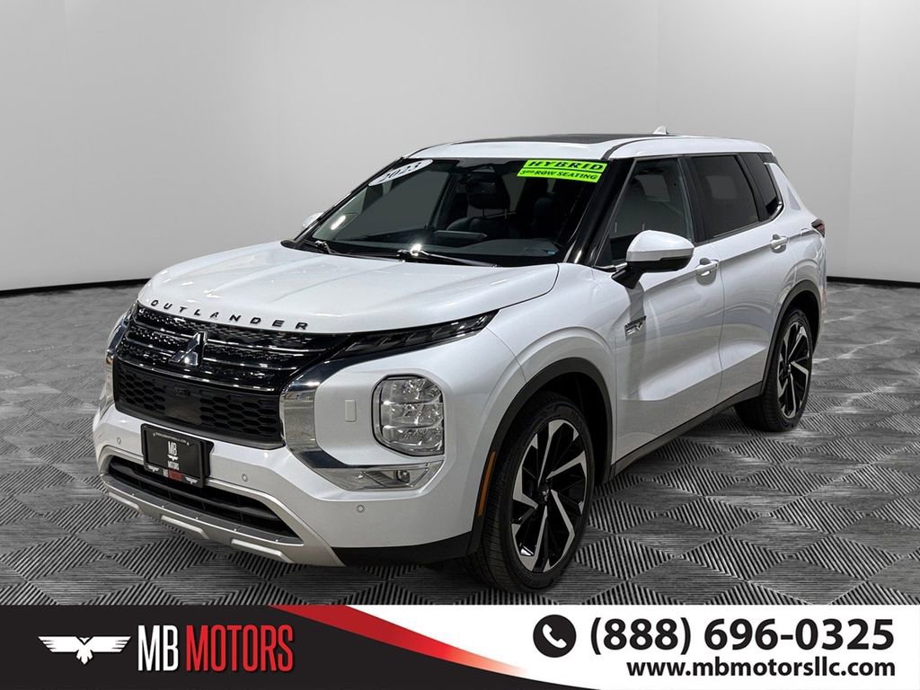 Used 2023 Mitsubishi Outlander SE image 10