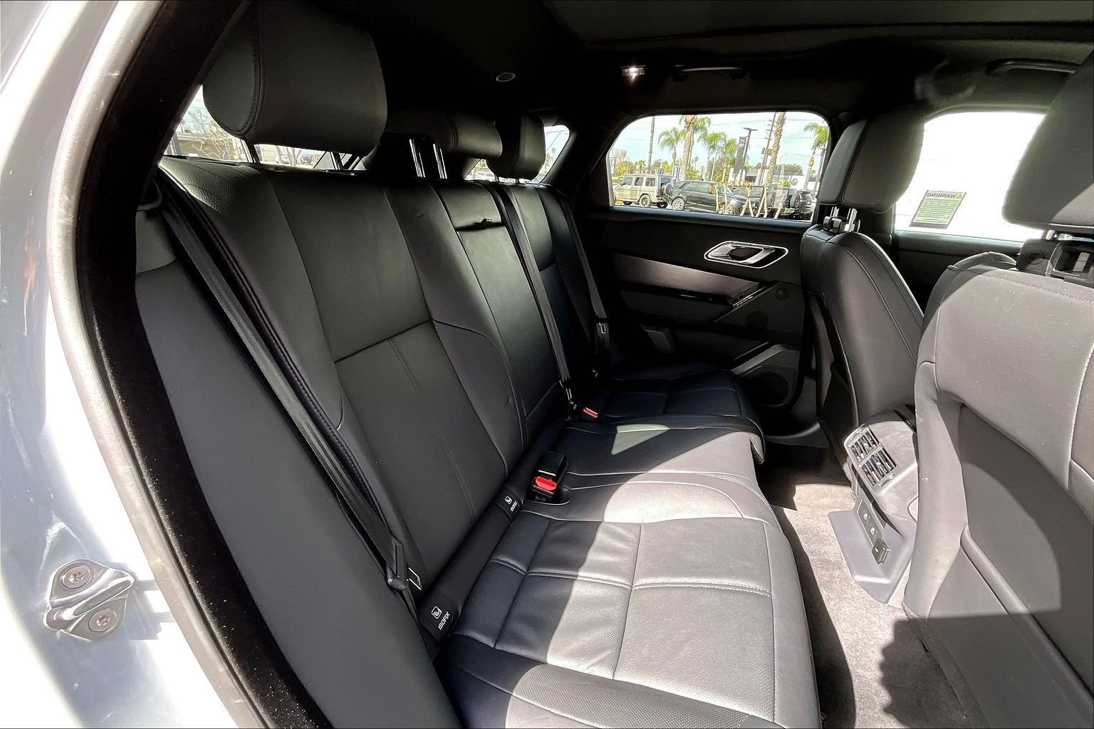 Used 2026 Land Rover Range Rover Velar Dynamic SE image 27