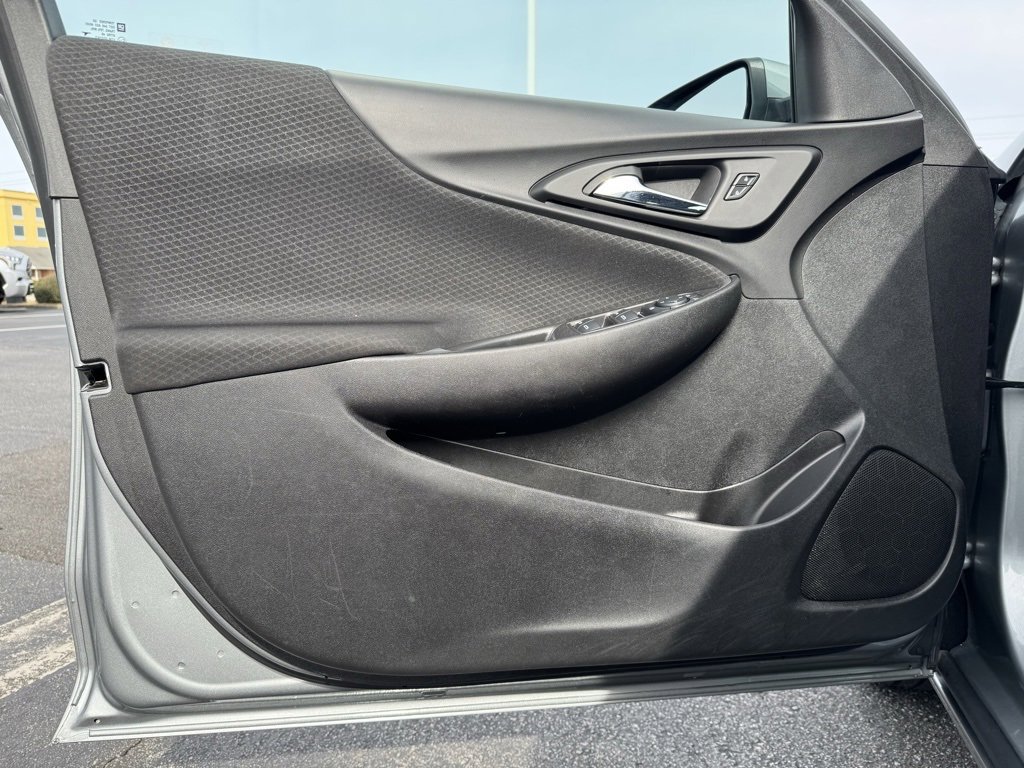 Used 2024 Chevrolet Malibu LT image 12