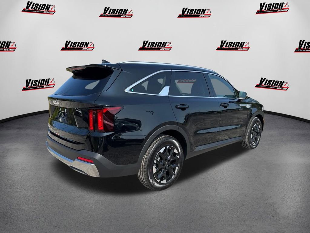 New 2026 Kia Sorento S w/ S Panoramic Sunroof Package image 5