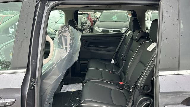 New 2026 Honda Odyssey Touring image 23