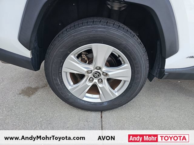 Used 2021 Toyota RAV4 XLE w/ Convenience Package AWD/4WD image 39