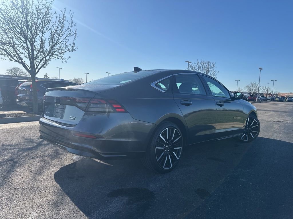 Used 2024 Honda Accord Touring image 12