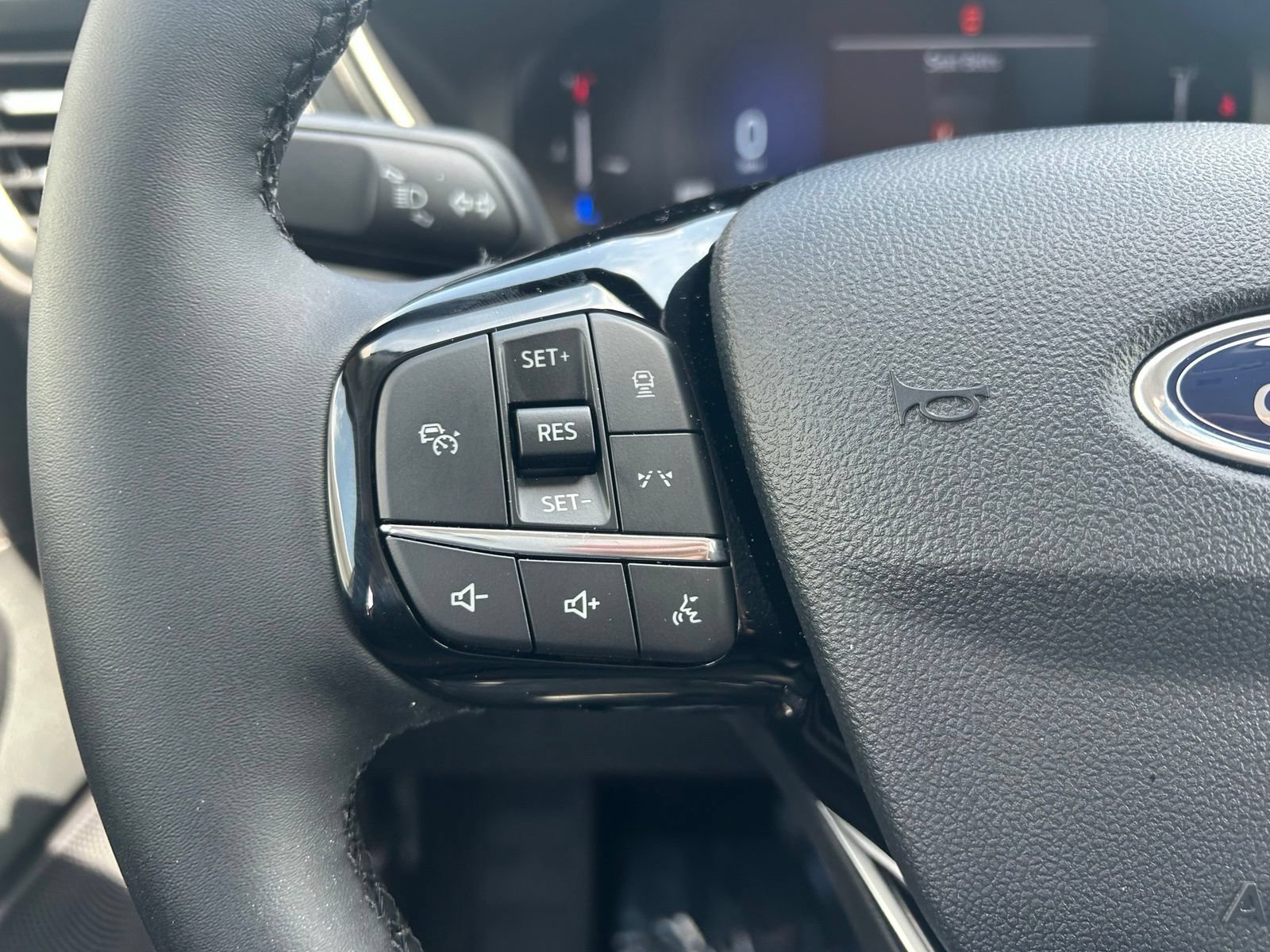 New 2026 Ford Escape Active w/ Tech Pack #1 AWD/4WD image 14