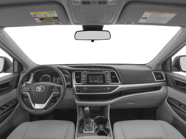 Used 2018 Toyota Highlander LE AWD/4WD image 9