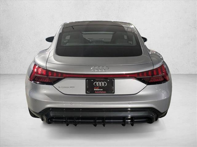 Used 2022 Audi e-tron GT Premium Plus image 7