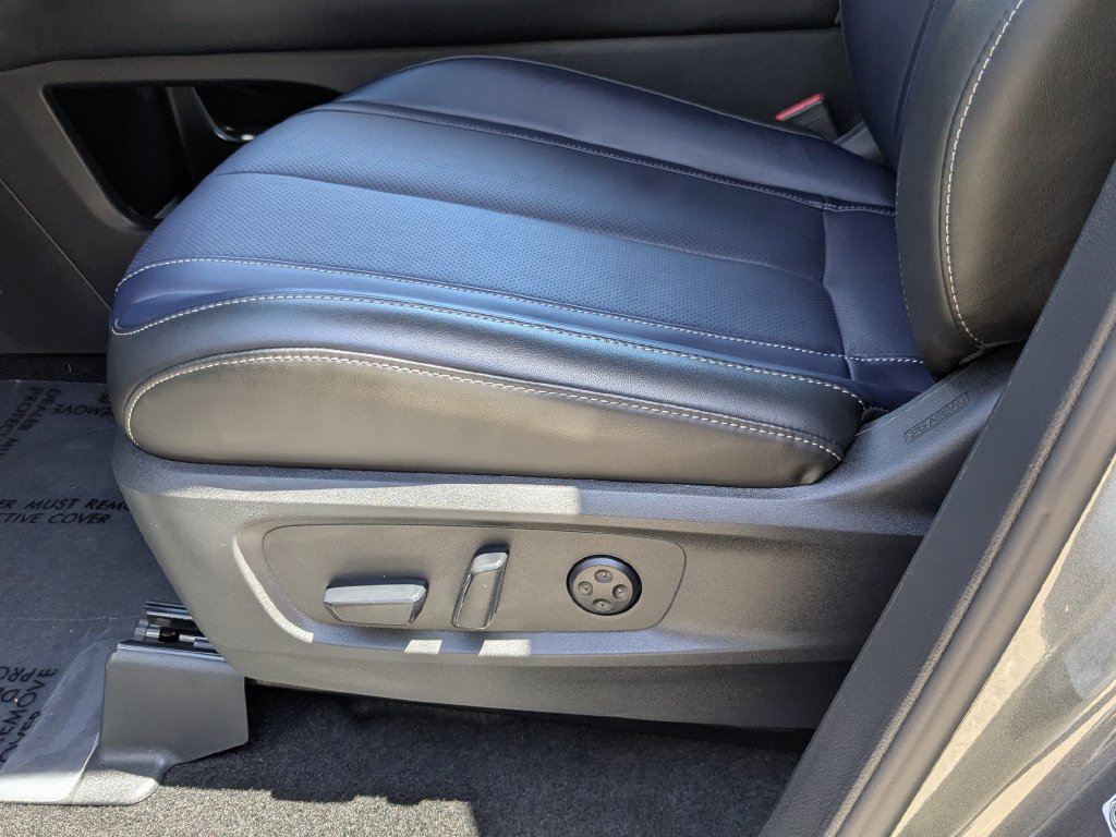 Used 2026 INFINITI QX60 Sport w/ Dark Cargo Package AWD/4WD image 13