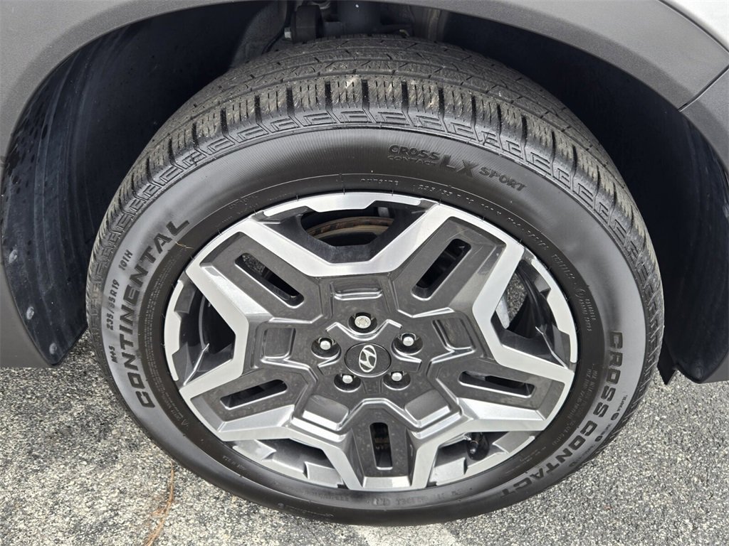 Certified 2023 Hyundai Santa Fe Limited image 17