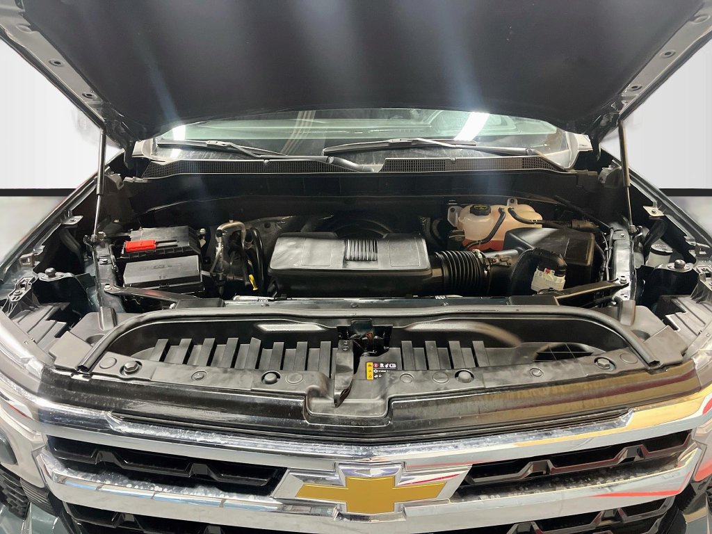 Used 2025 Chevrolet Silverado 1500 LT w/ All Star Edition Plus AWD/4WD image 31