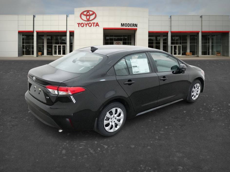 New 2027 Toyota Corolla LE FWD image 9