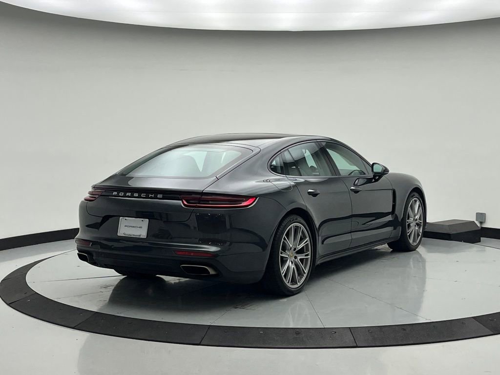Used 2019 Porsche Panamera 4 image 9