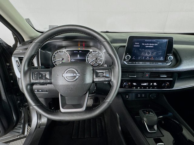Certified 2026 Nissan Rogue SV AWD/4WD image 10