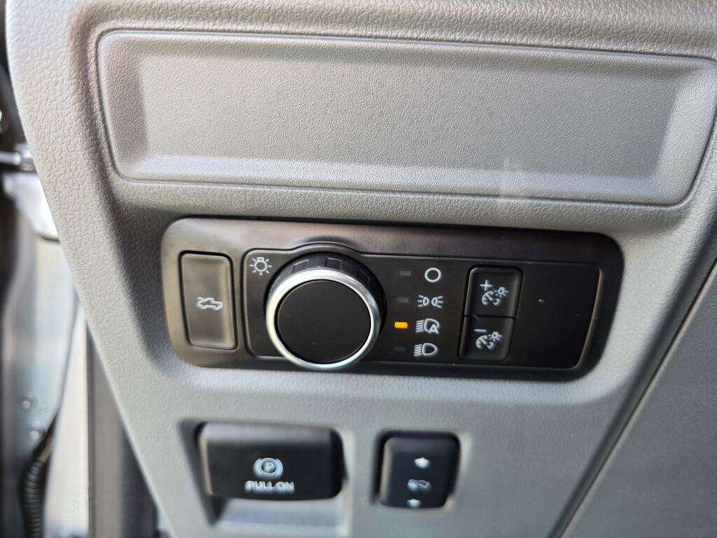 Certified 2025 Ford F150 Lightning XLT image 18