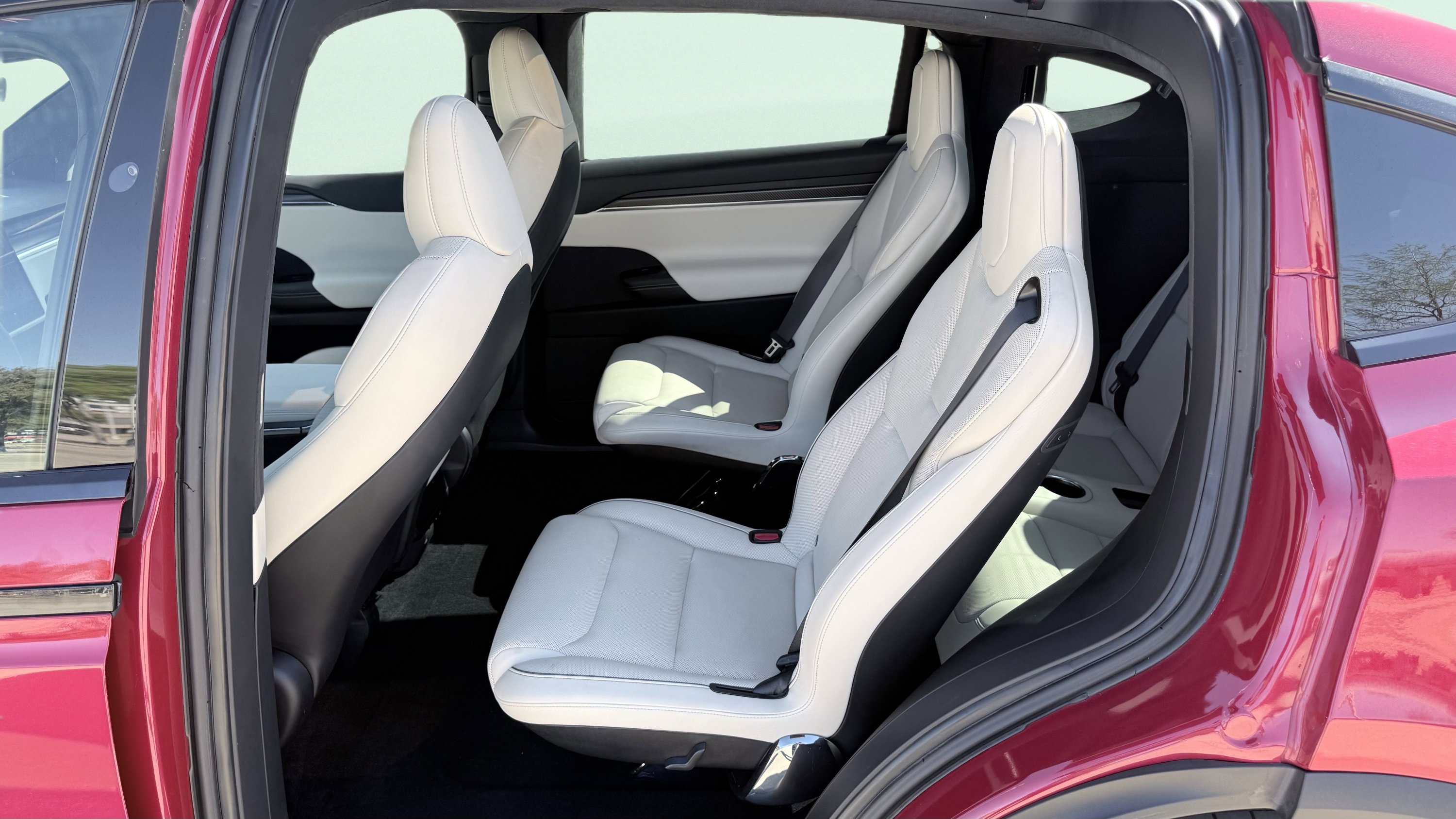 Used 2022 Tesla Model X Plaid image 33