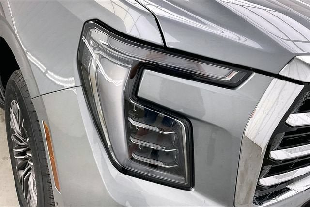 New 2026 GMC Yukon Elevation w/ Elevation Premium Package AWD/4WD image 16
