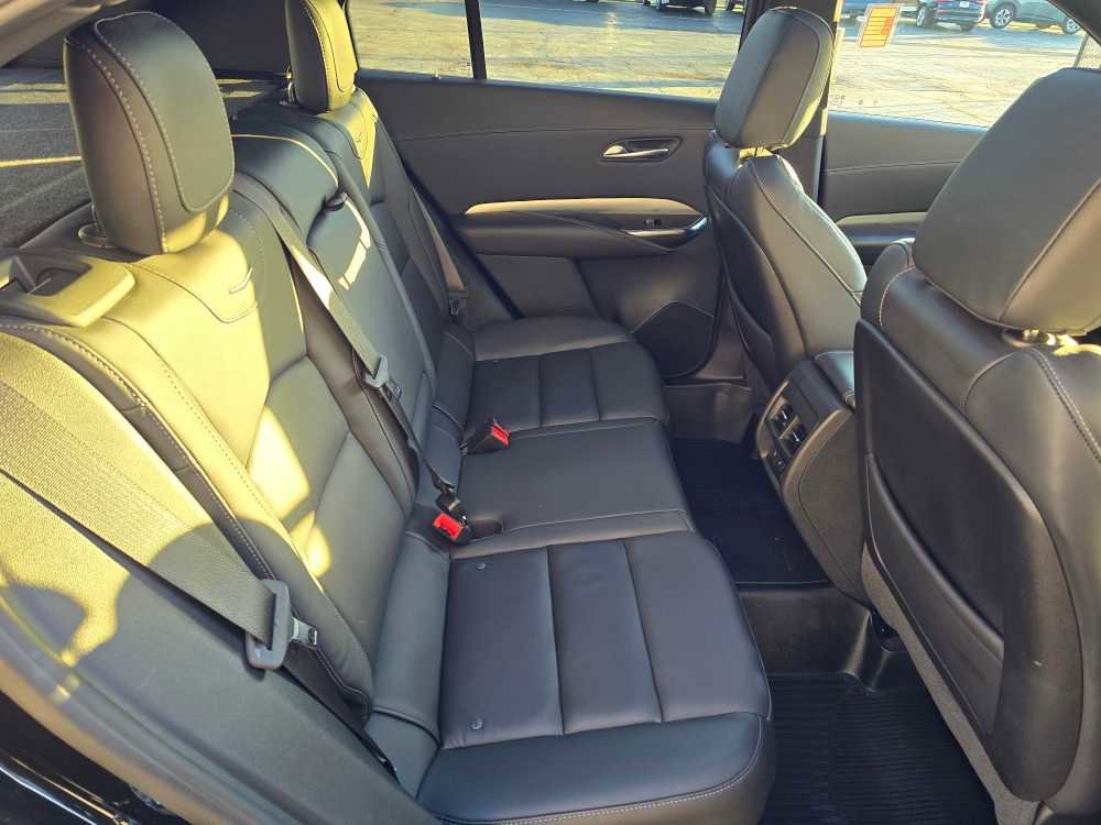 Used 2023 Cadillac XT4 Premium Luxury w/ Technology Package image 32