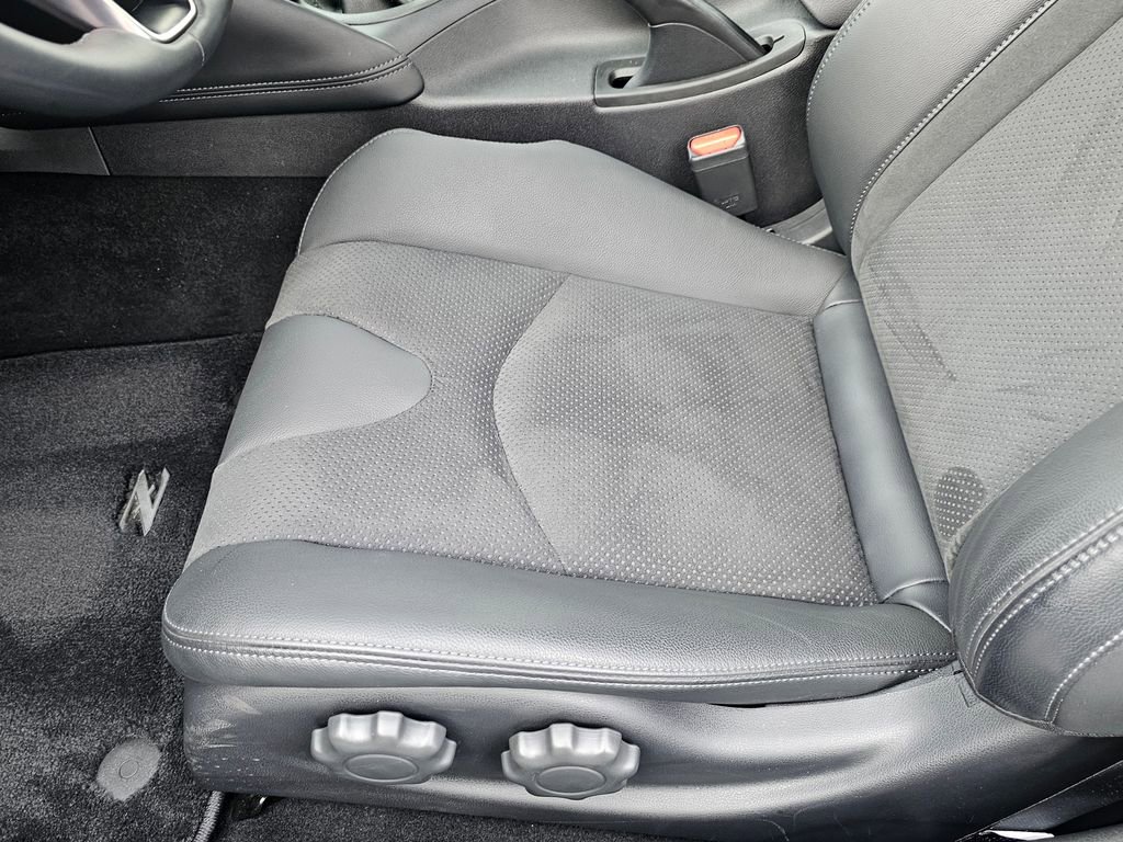 Used 2024 Nissan Z Performance w/ Floor Mat Package image 12