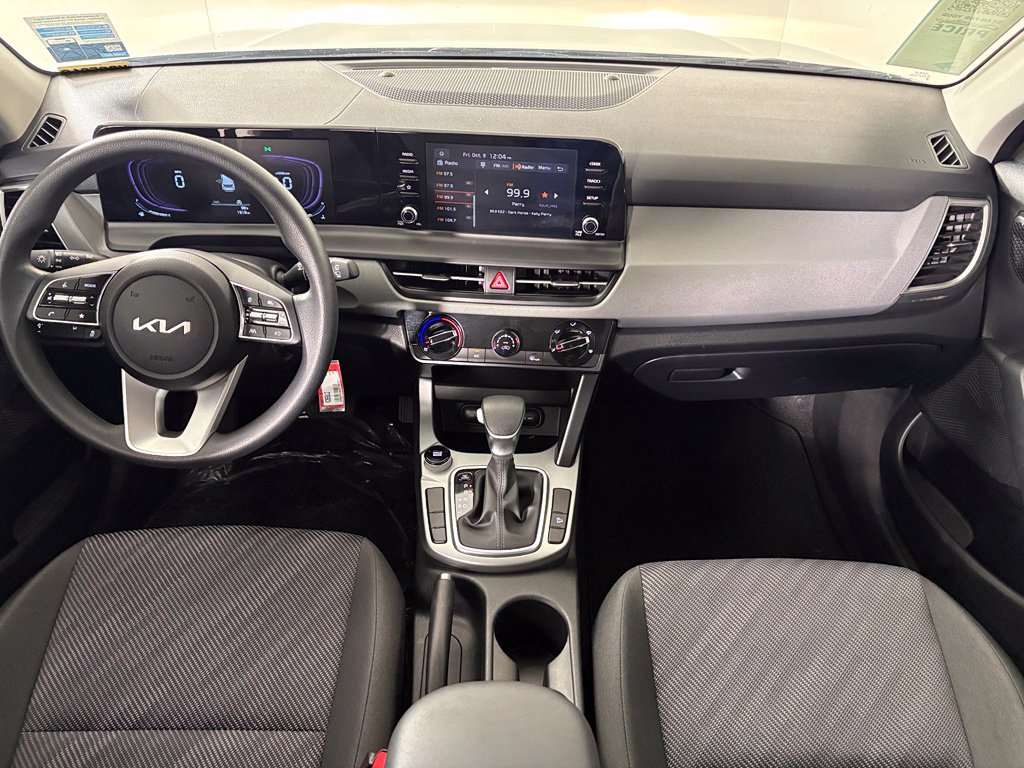 New 2026 Kia Seltos LX FWD image 31