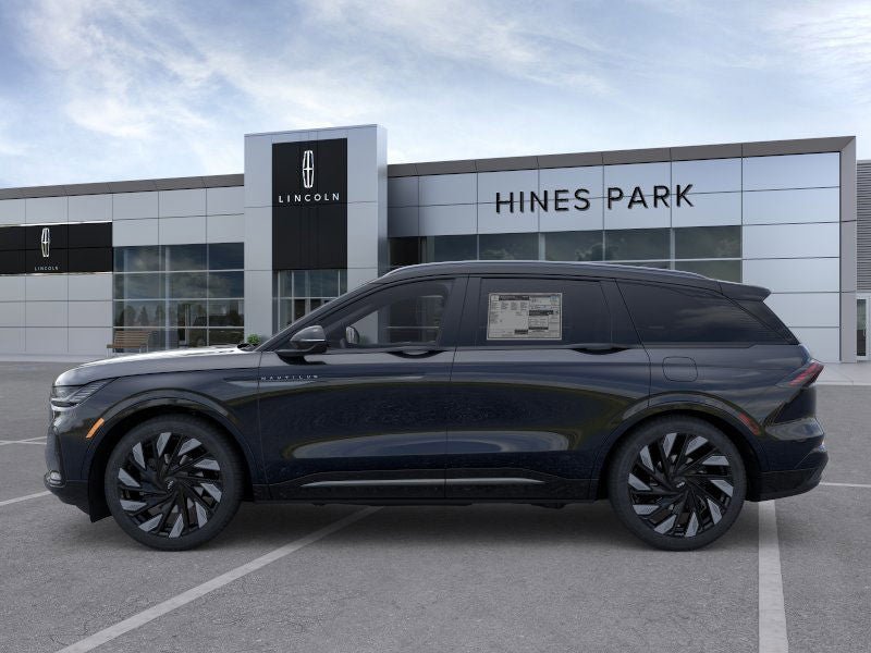 New 2026 Lincoln Nautilus Reserve image 3