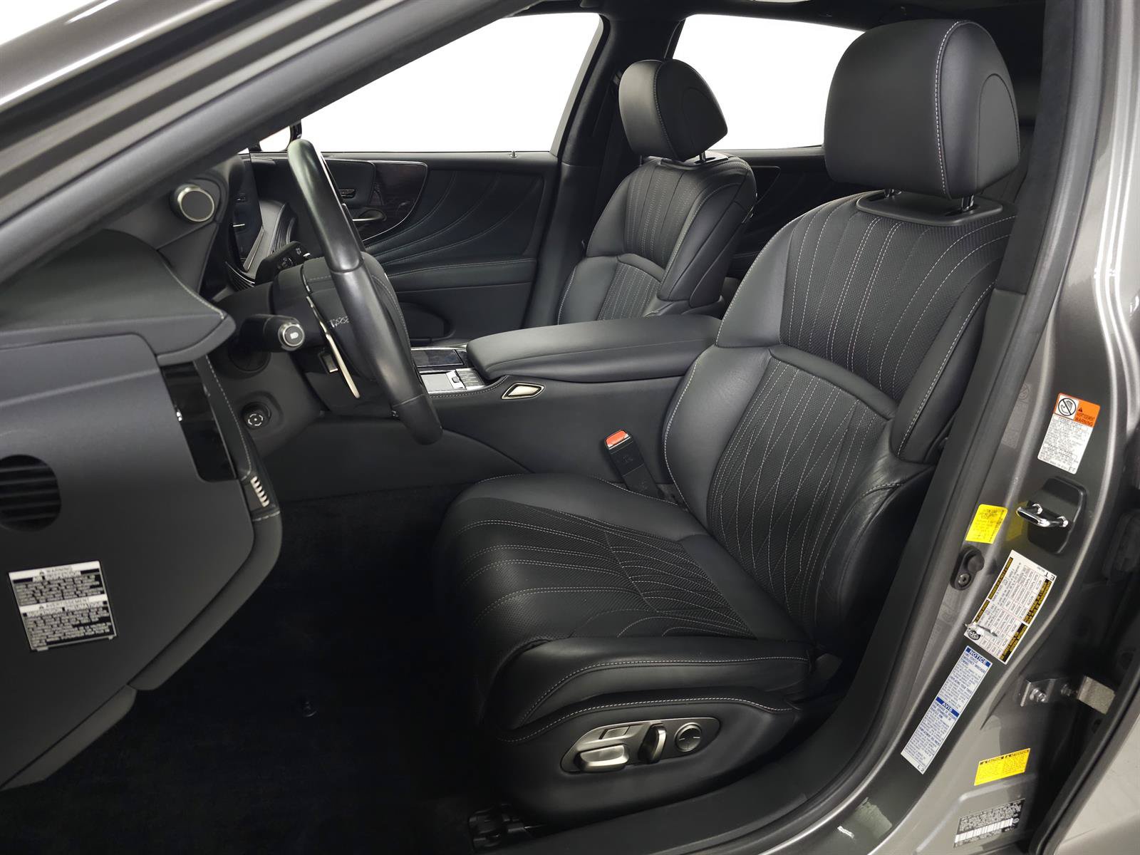 Used 2021 Lexus LS 500 AWD w/ Luxury Package image 17