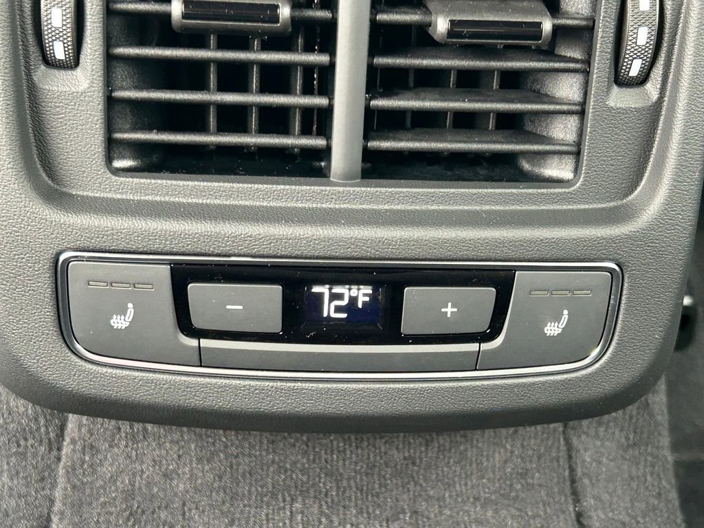 New 2026 Audi RS e-tron GT Base image 83