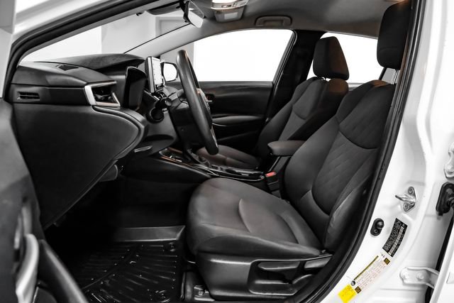 Used 2021 Toyota Corolla LE image 4