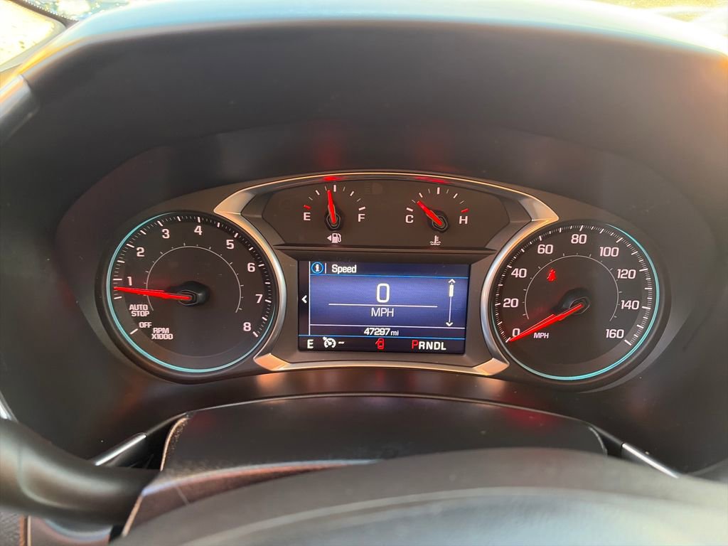 Used 2019 Chevrolet Equinox LT w/ Driver Convenience Package image 21