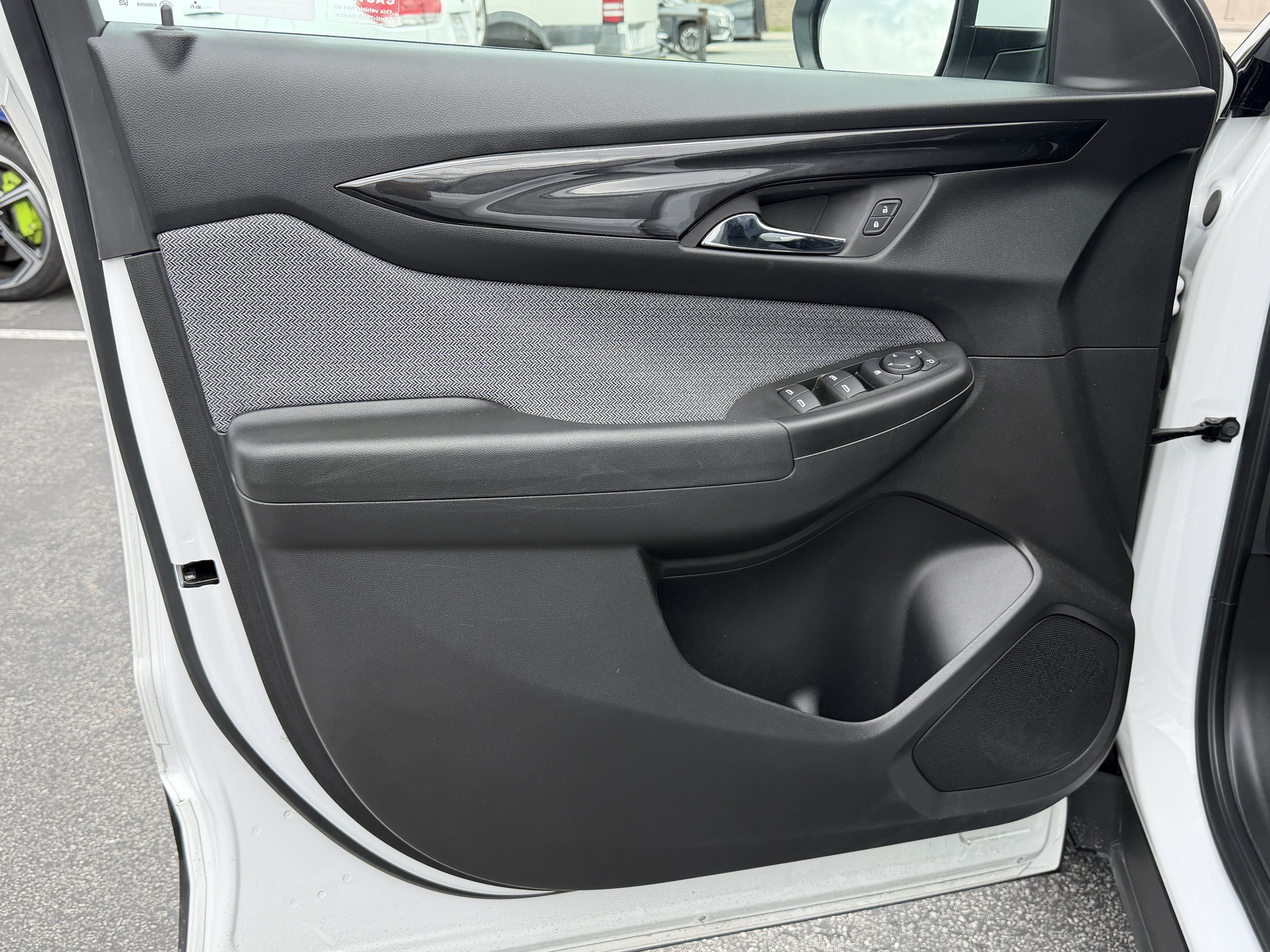 Used 2025 Chevrolet TrailBlazer LT image 10