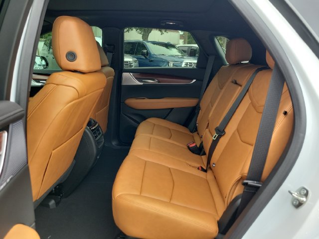 New 2026 Cadillac XT5 Premium Luxury w/ Driver Assist Package FWD image 6