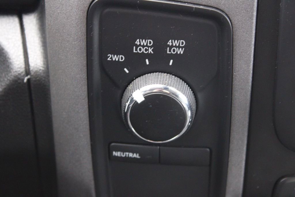 Used 2016 RAM 2500 Tradesman w/ Chrome Appearance Group image 35