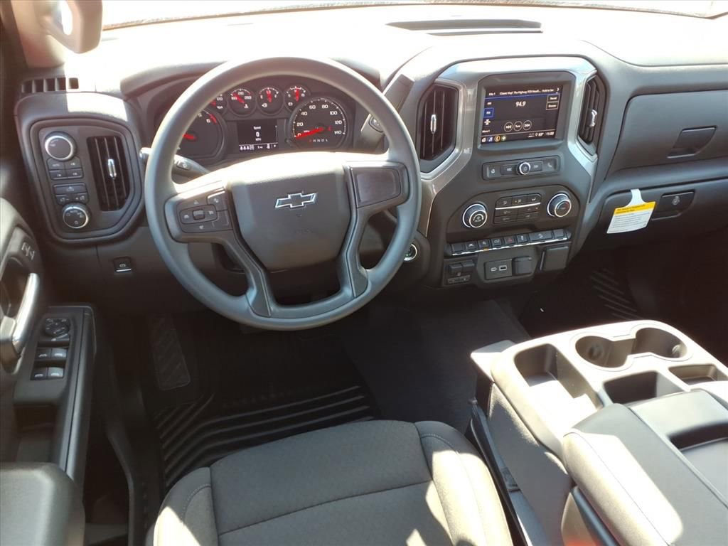 New 2026 Chevrolet Silverado 1500 Custom Trail Boss w/ Dark Appearance Package image 8