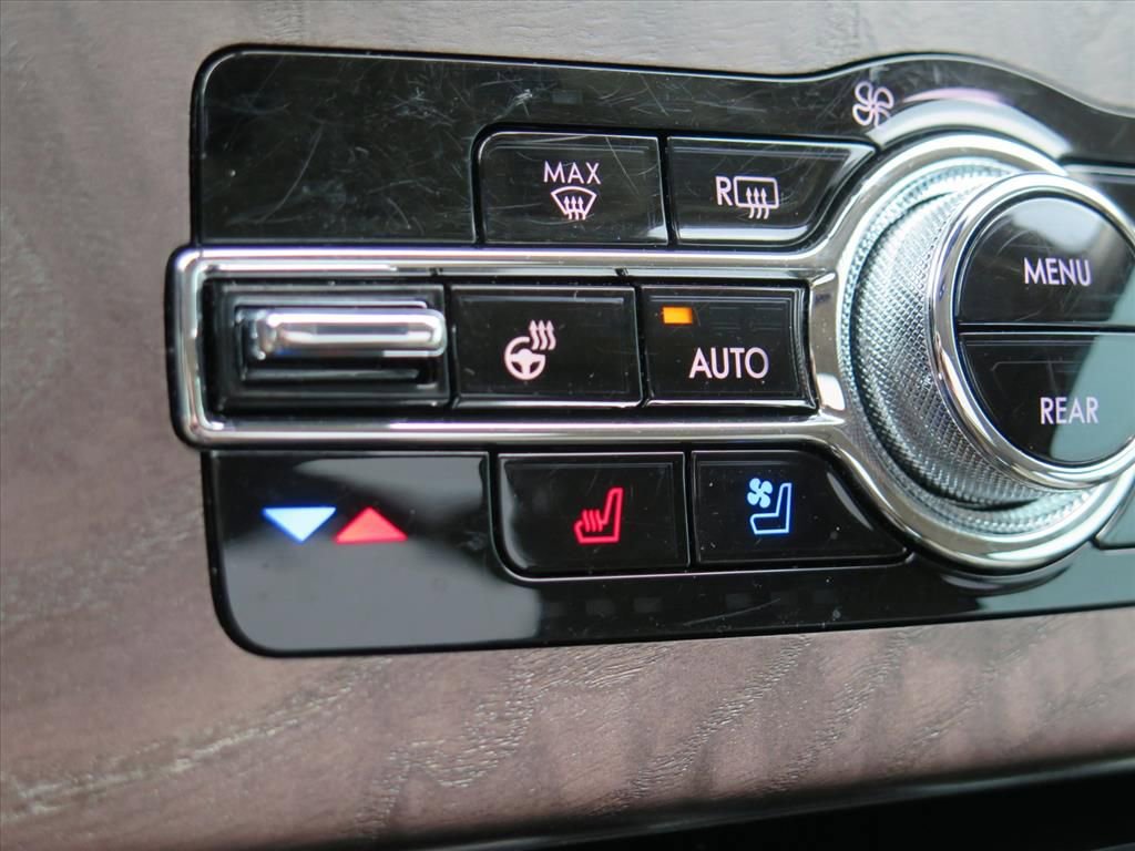 Used 2022 Lincoln Aviator Reserve w/ Equipment Group 201A AWD/4WD image 14