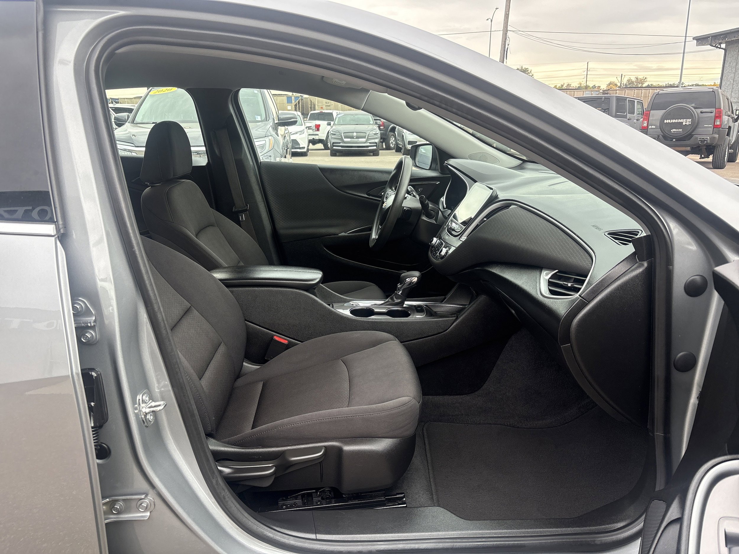 Used 2023 Chevrolet Malibu LT image 34