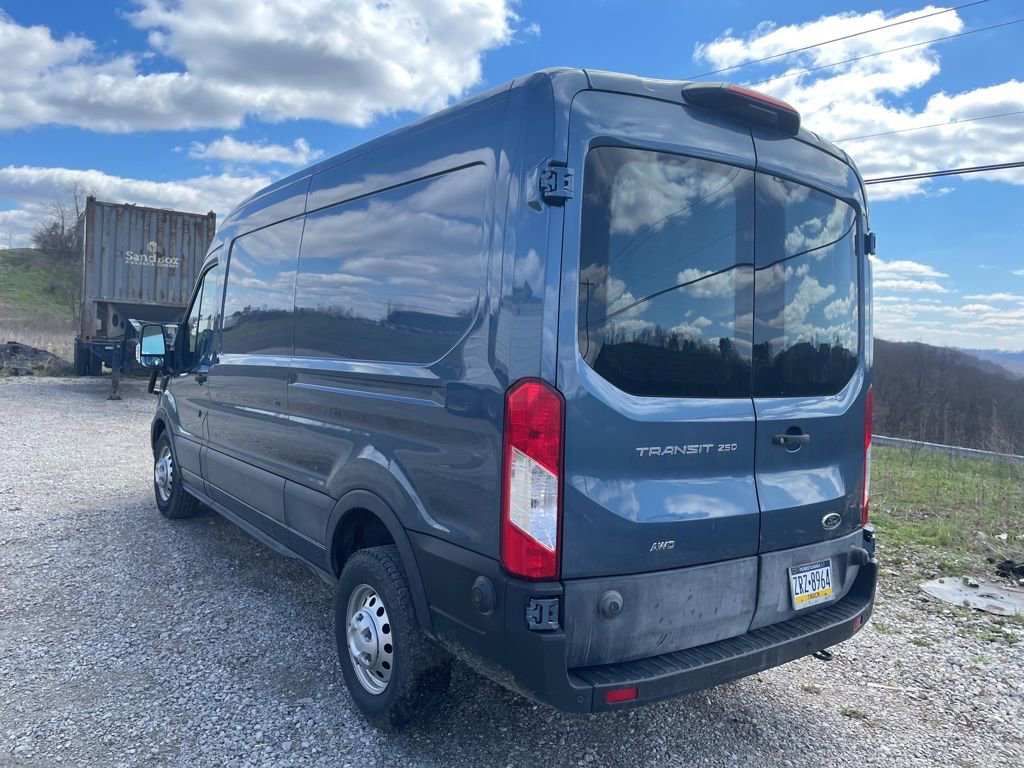 Used 2023 Ford Transit 250 Medium Roof AWD w/ Load Area Protection Package image 8