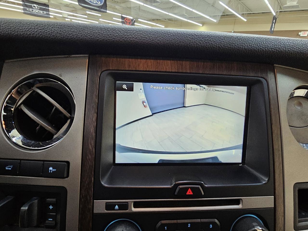 Used 2015 Ford Expedition EL King Ranch RWD image 34