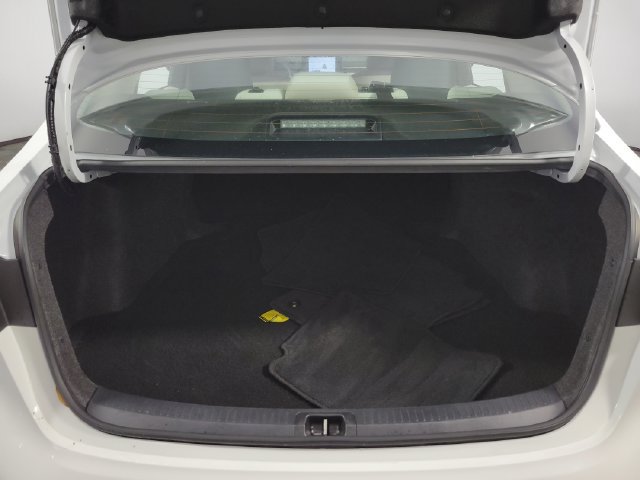 Used 2025 Toyota Corolla LE FWD image 26