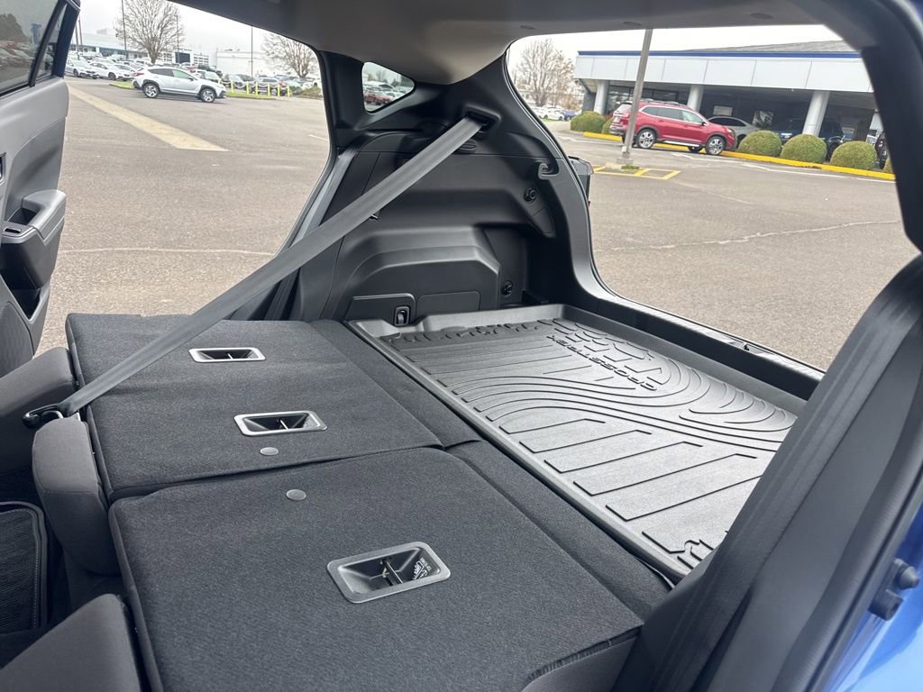 Certified 2025 Subaru Crosstrek 2.0i Premium image 16
