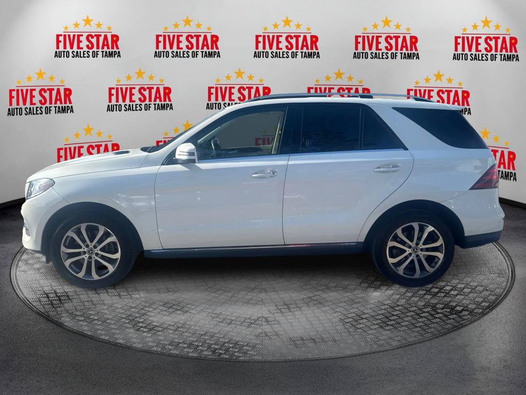 Used 2019 Mercedes-Benz GLE 400 4MATIC w/ Premium 1 Package image 4
