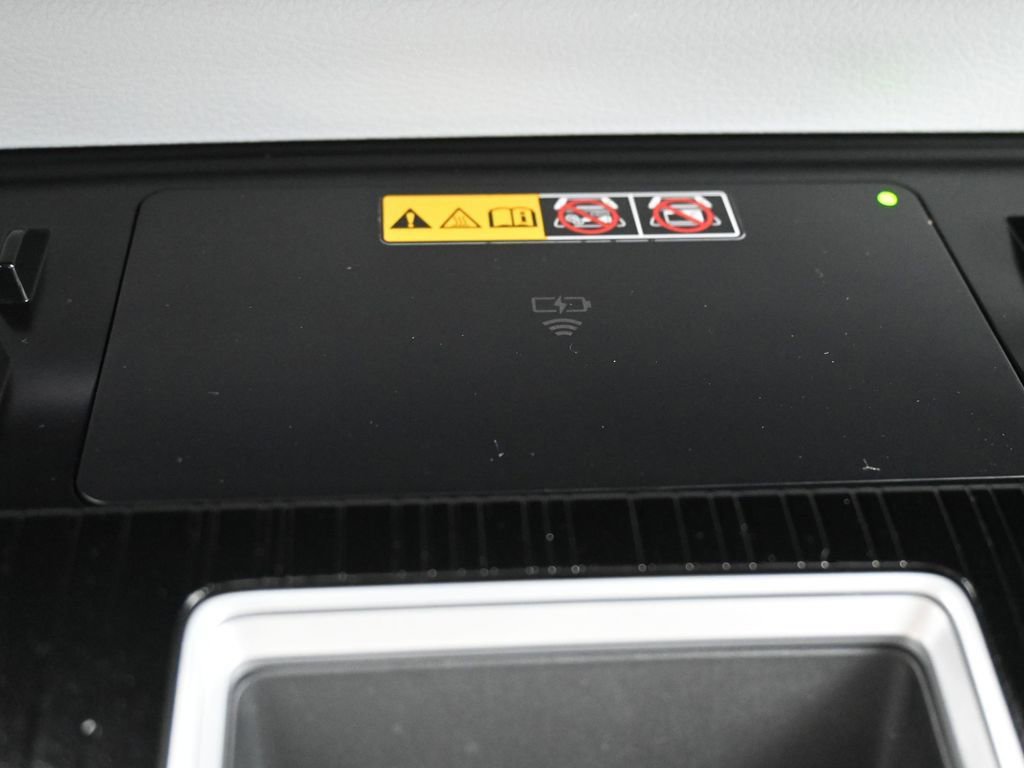 Certified 2026 Toyota Sienna XSE image 25