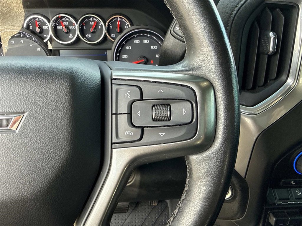 Used 2019 Chevrolet Silverado 1500 LT Trail Boss image 17