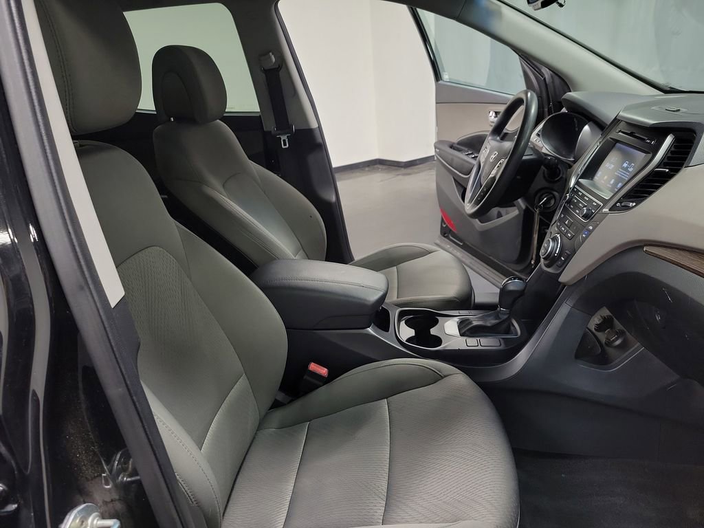 Used 2017 Hyundai Santa Fe Sport image 22