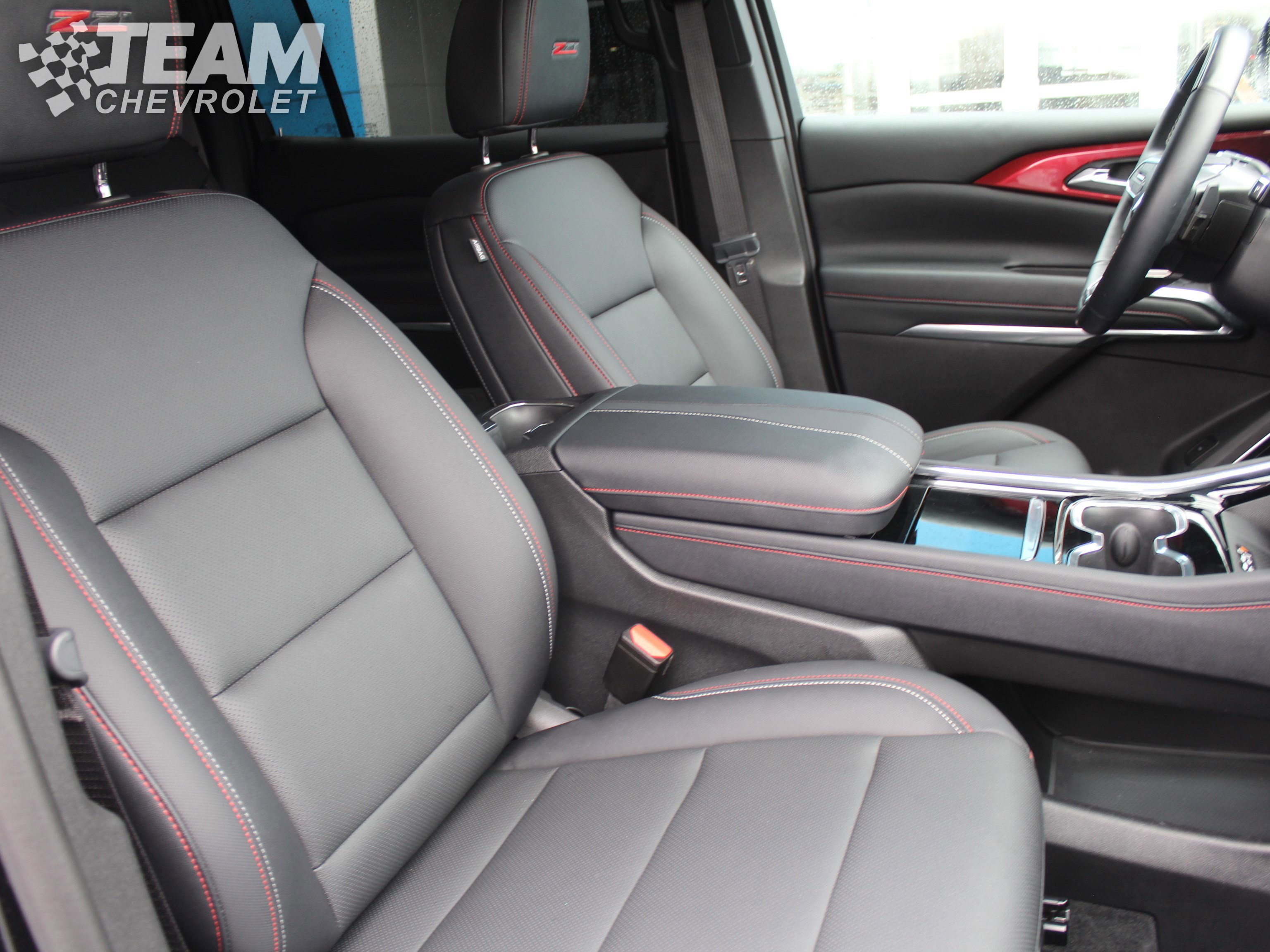 Used 2024 Chevrolet Traverse Z71 w/ Enhanced Driving Package image 29