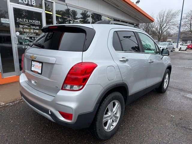 Used 2018 Chevrolet Trax LT w/ LT Convenience Package FWD image 7