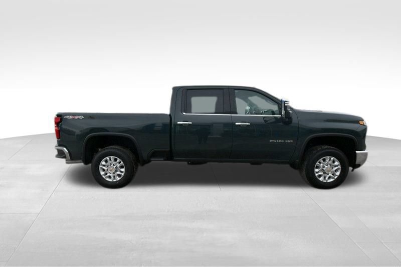 New 2026 Chevrolet Silverado 2500 LTZ w/ LTZ Convenience Package AWD/4WD image 8