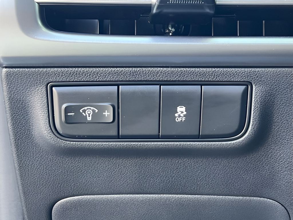 Certified 2026 Hyundai Tucson SE AWD/4WD image 19